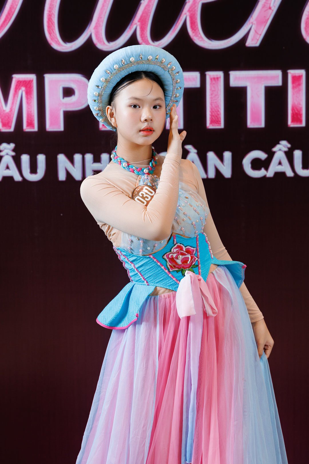 Nguyễn-Vũ-Hà-Linh